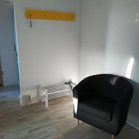 Business Fur 4 Personen - Monteurwohnung Nahe Der Basf Schwarzheide Апартаменты *