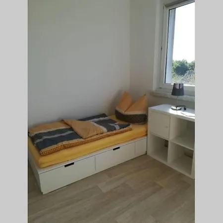 Апартаменты Business Fur 4 Personen - Monteurwohnung Nahe Der Basf Schwarzheide *